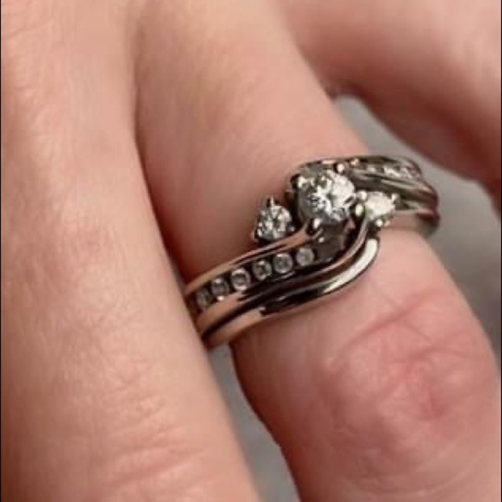 White Gold Wedding Set